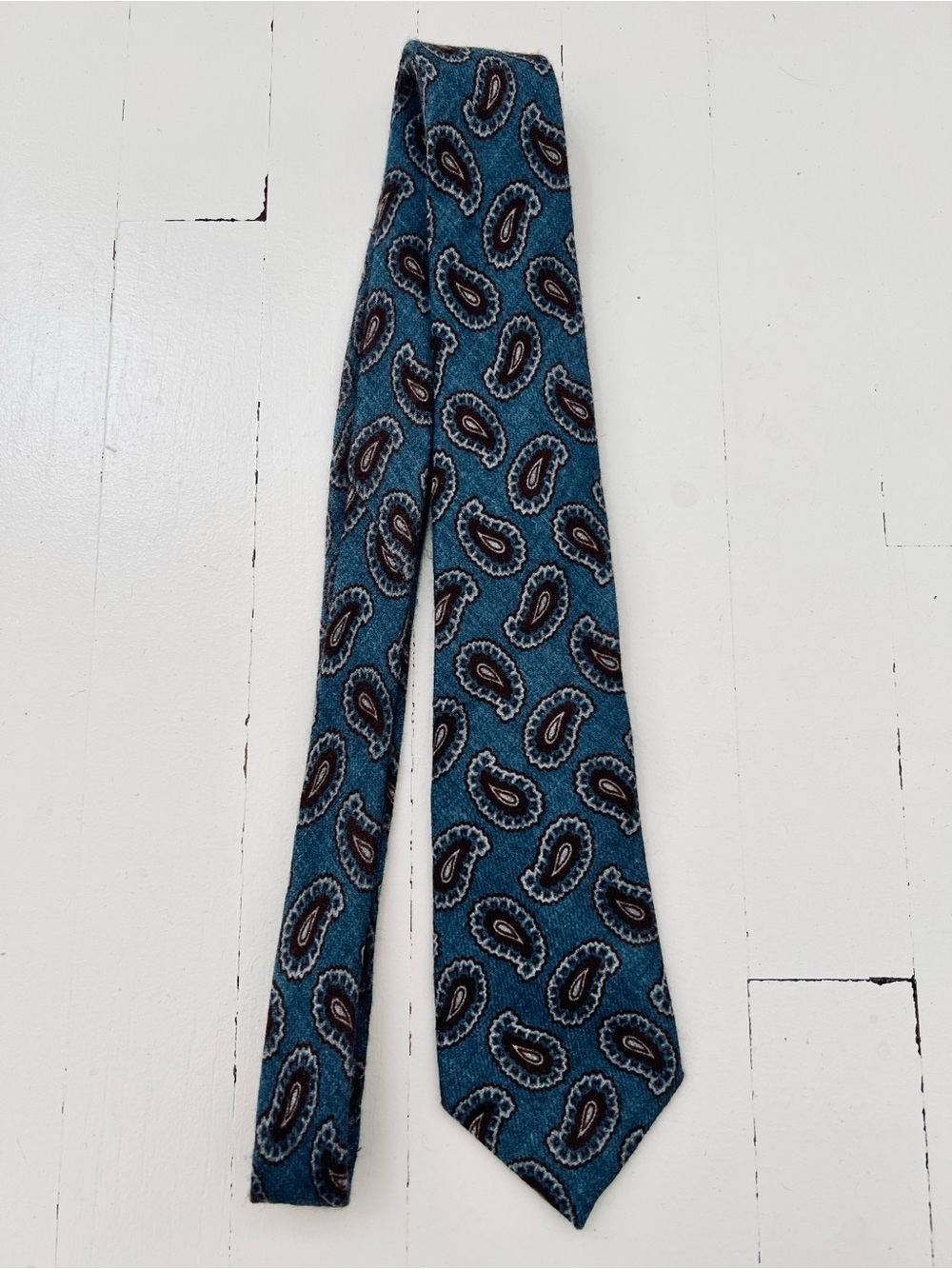 Suitsupply Blue Paisley Tie with Brown Accents